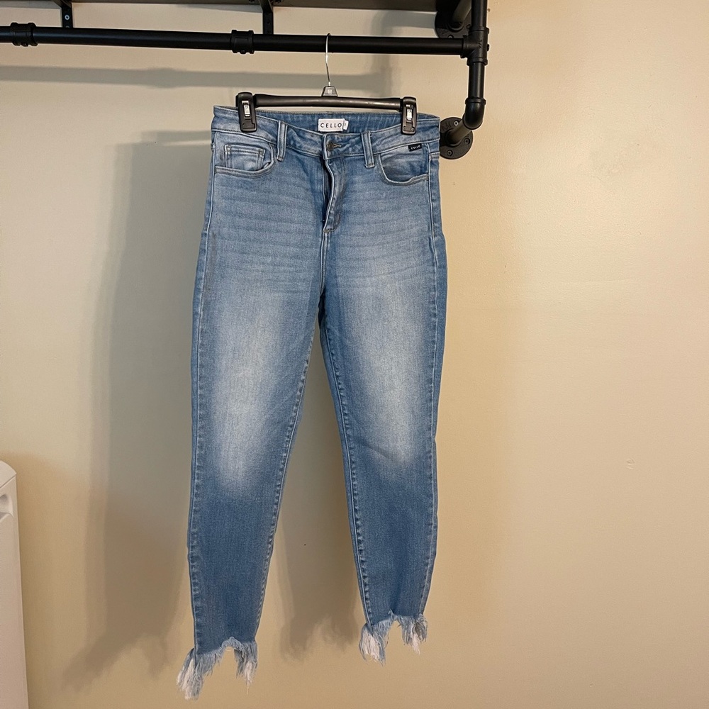 Cello Women's Light Blue Ankle Jeans with Frayed Hem